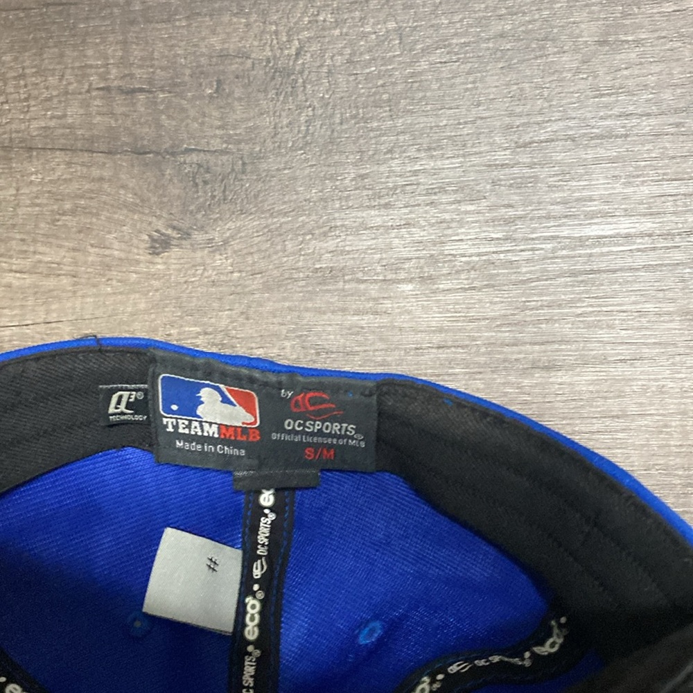 Cubs hat - Picture 5 of 5